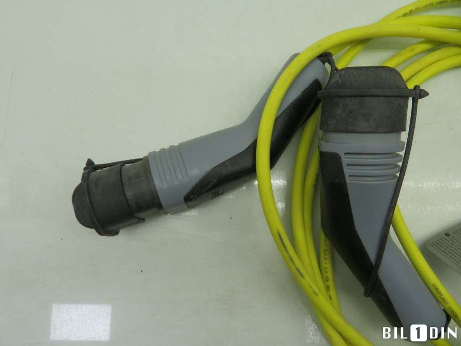 Batterilader kabel til VW e-Golf 2014-2017 (Fase 1)  (VOLKSWAGEN|12E971675AB|)