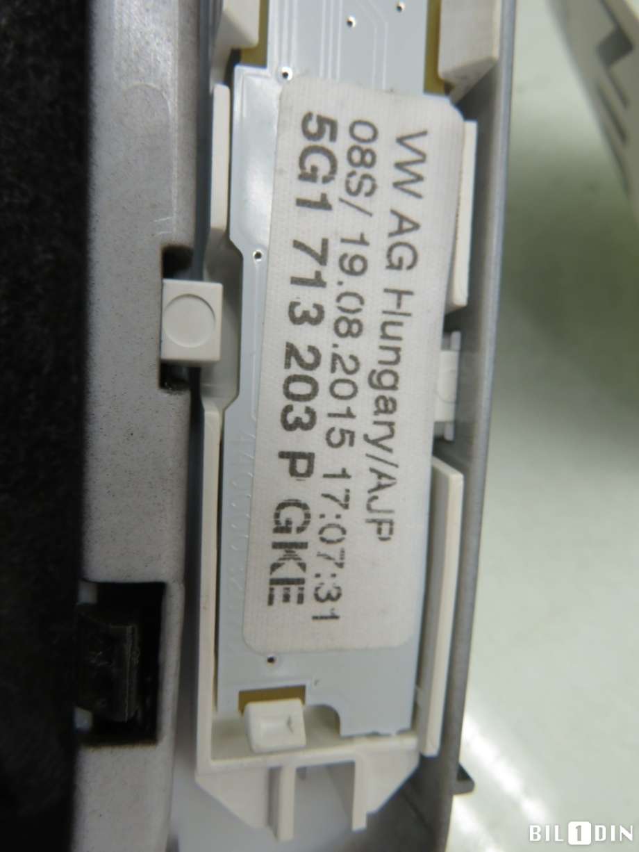 Diverse deler til VW e-Golf 2014-2017 (Fase 1)  (VOLKSWAGEN|5G1713203P|)