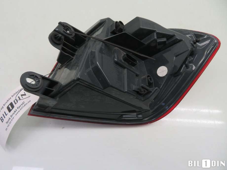 Baklykt venstre til BMW 3-Serie 2012-2018 (F30/F31/F34) (F30/F31/F34) (BMW|63217369117|)