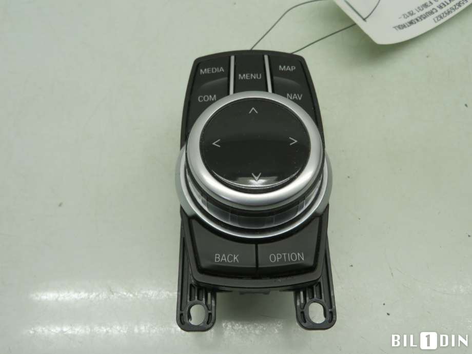 Bryter cruise control til BMW 3-Serie 2012-2018 (F30/F31/F34) (F30/F31/F34) (BMW|65826992827|)