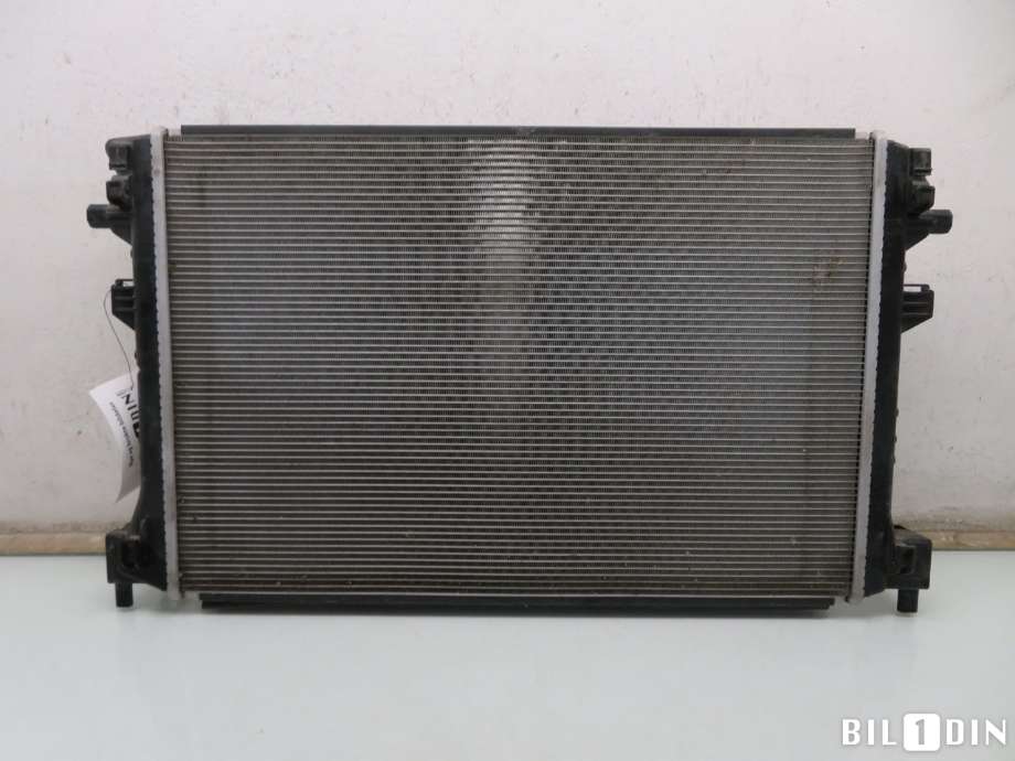 Radiator (automat gir) til VW T-Cross 2019-->>  (VOLKSWAGEN|2Q0121253D|)