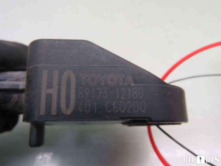 Airbag sensor venstre til Toyota RAV4 2013-2015 (Type IV, Fase 1)  (TOYOTA|8917319465||8917312180)