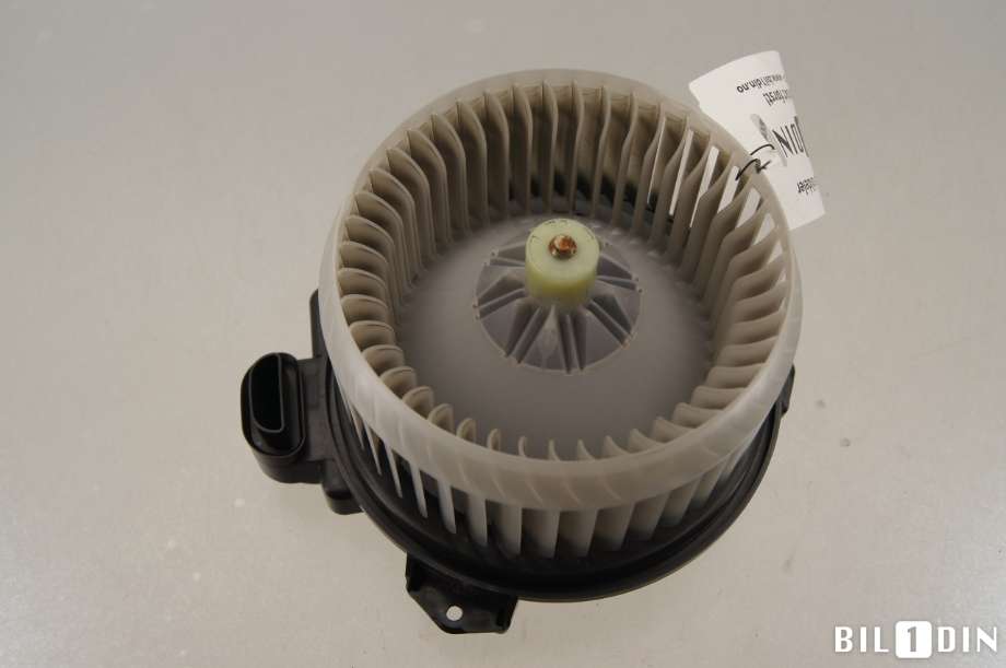 Varmeapparat motor til Toyota Yaris 2014-2020 (Type III, Fase 2)  (TOYOTA|871030D220|)