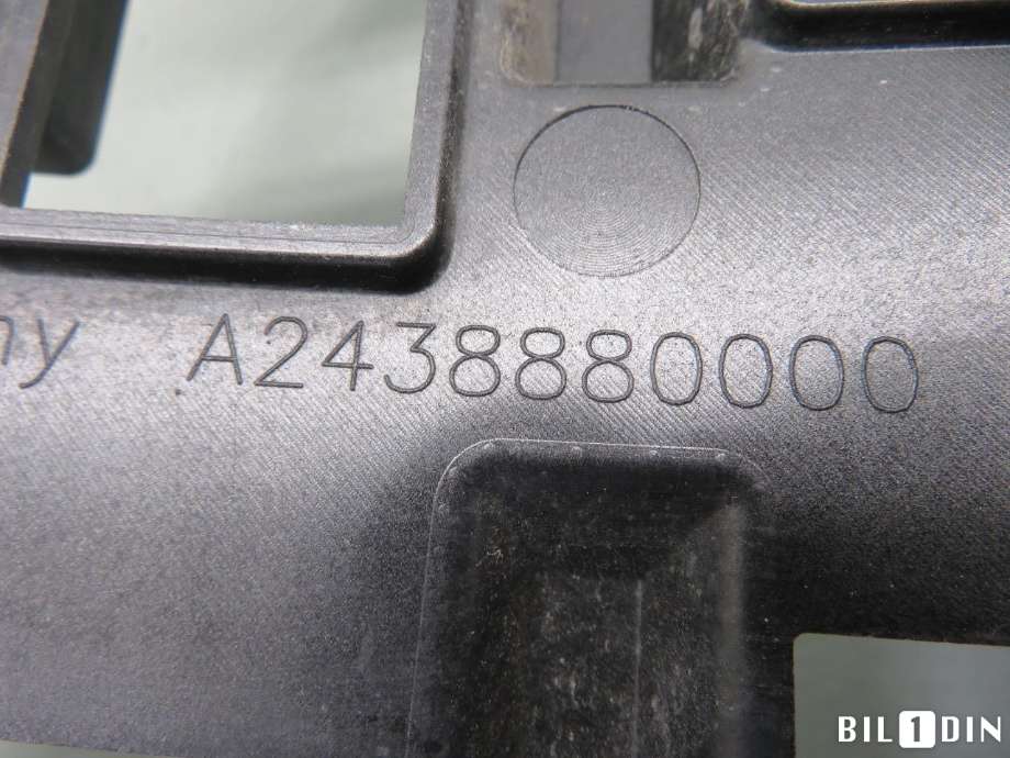 Grill til Mercedes EQB 2022-->> (MERCEDES|A2438880000|)