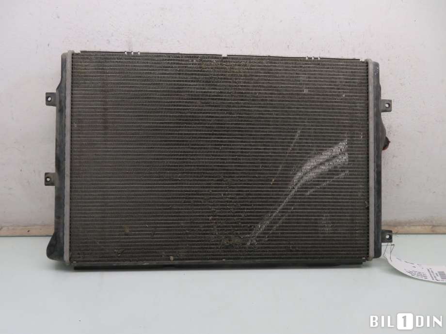 Radiator (automat gir) til VW Golf VI 2008-2012  (VOLKSWAGEN|1K0 121 251 DM|)