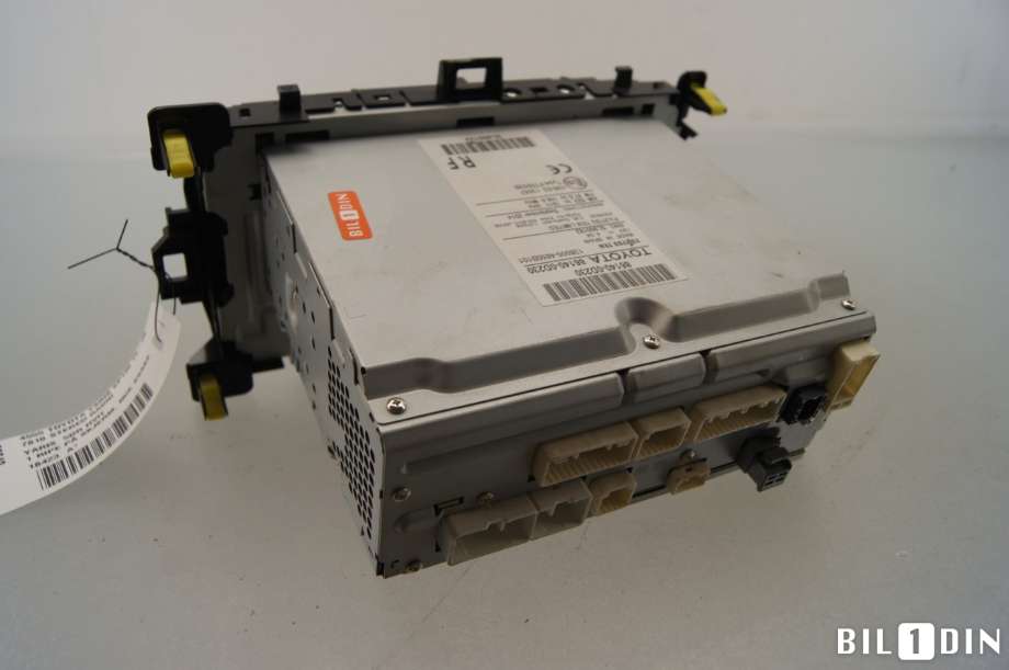 Bilstereo til Toyota Yaris 2014-2020 (Type III, Fase 2)  (TOYOTA|861400D230|)