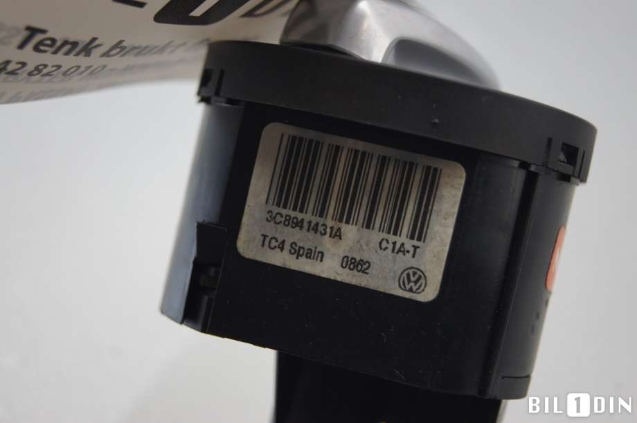 Bryter lys til VW Passat 2011-2015 (B7) (B7) (VOLKSWAGEN|3C8941431A|)