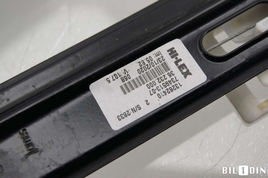 Ruteheis til BMW X1 2015-2022 (F48) (F48) (BMW|51337434785|)