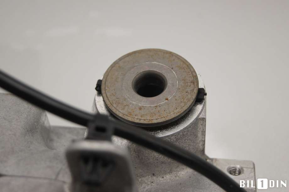 Tannstang elektrisk til Toyota bZ4X 2022-->>  (TOYOTA|4425046120|)