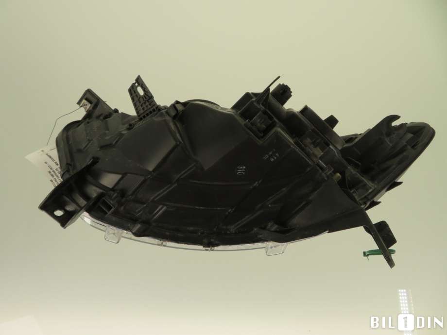 Frontlykt høyre halogen til Renault Captur 2013-2020 (Type I)  (RENAULT|260103714R|260102734R|260100947R)