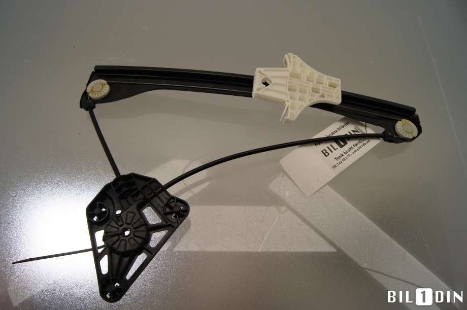 Ruteheis til Škoda Fabia 2014-2021 (Type III)  (SKODA|6V0839461
A|6V0839461|)