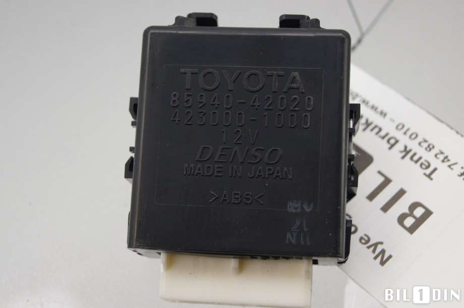 Rele diverse til Toyota RAV4 2009-2013 (Type III, Fase 2)  (TOYOTA|8594042020|)