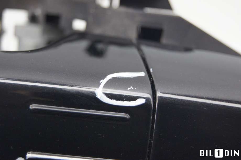 Dørhåndtak utv høyre foran til Land Rover Range Rover 2013-->> (Type IV)  (LAND-ROVER|LR108184|LR025540|DK62203A28GD)