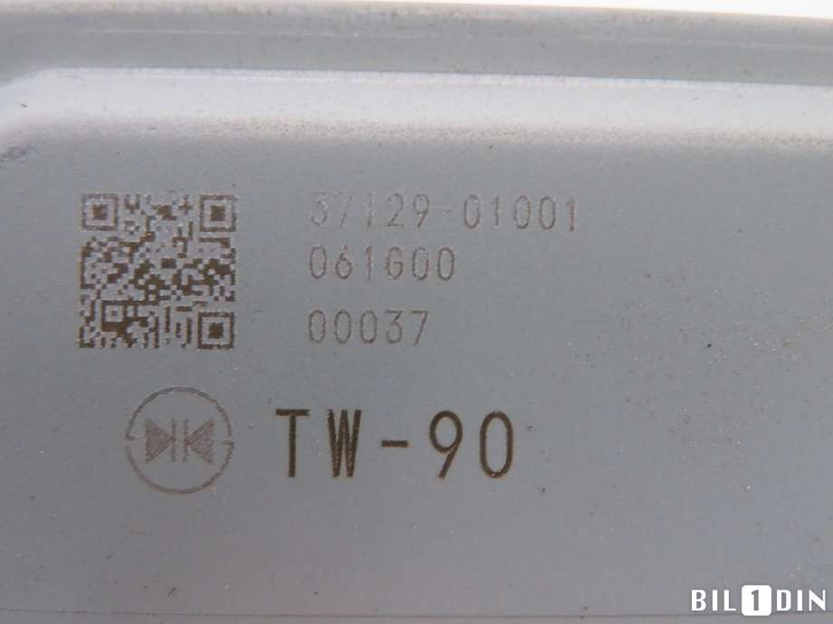 DCDC converter hybrid til Mitsubishi Outlander 2015-->> (Type III, Fase 2)  (MITSUBISHI|9481A052|)