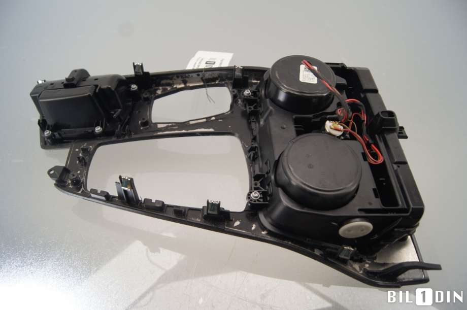 Innredning, Konsoll til BMW 5-Serie 2010-2017 (F10/F11) (F10/F11) (BMW|51169206377|)