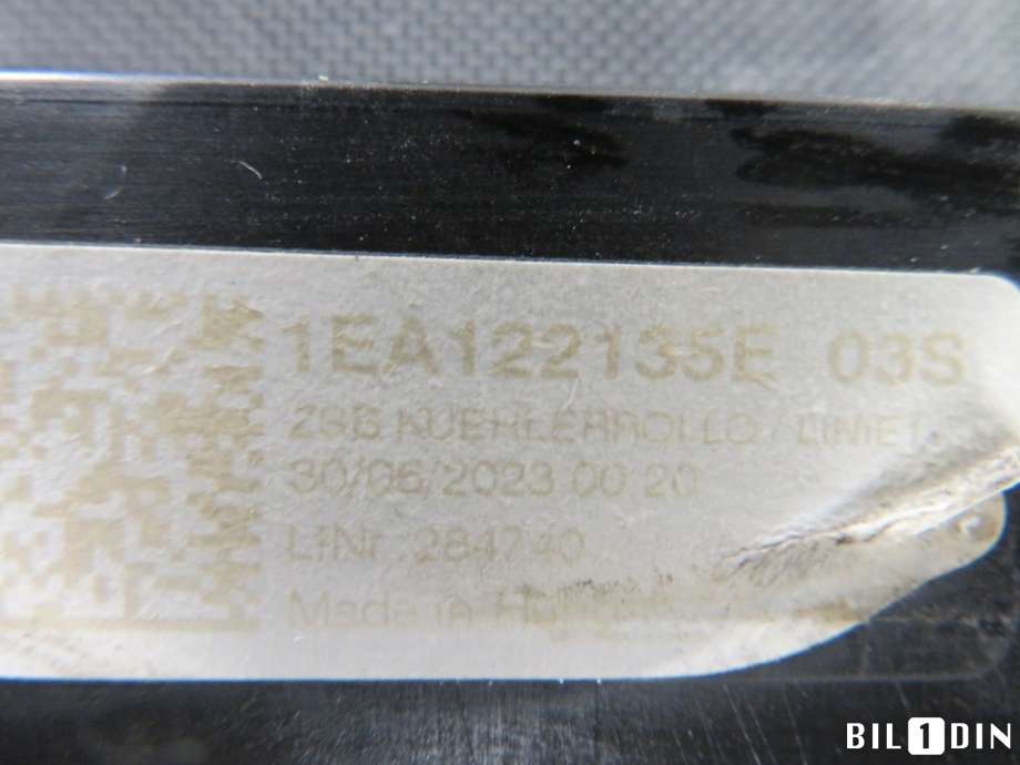 Diverse deler til VW ID.4 2020-->>  (VOLKSWAGEN|1EA122135H|1EA122135E|)