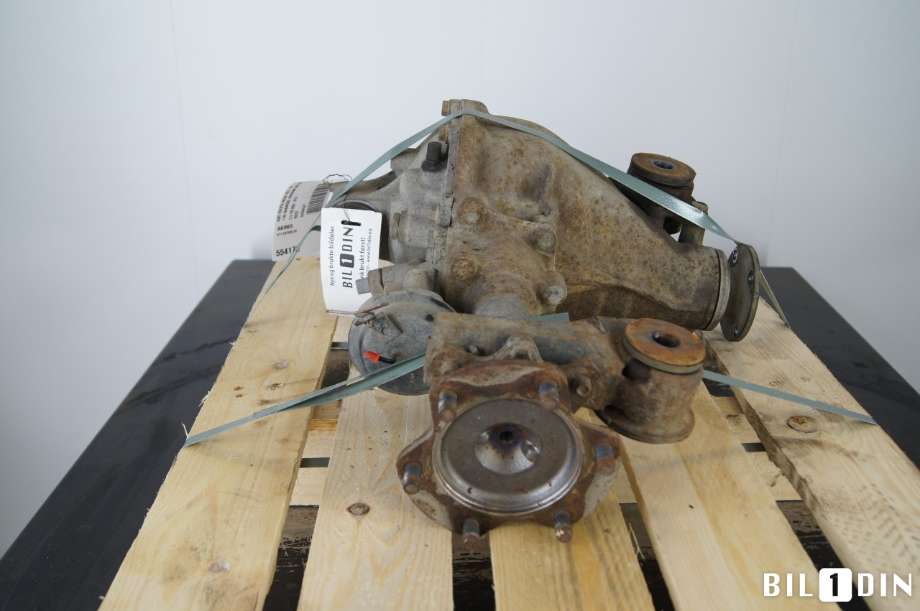 Kardang klokke bak til Toyota Hilux 2002-2005  (TOYOTA|411103D070|)