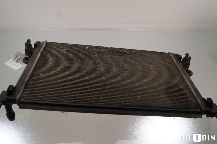 Radiator (automat gir) til Škoda Superb 2015-->> (Type III)  (5Q0121251GB|)