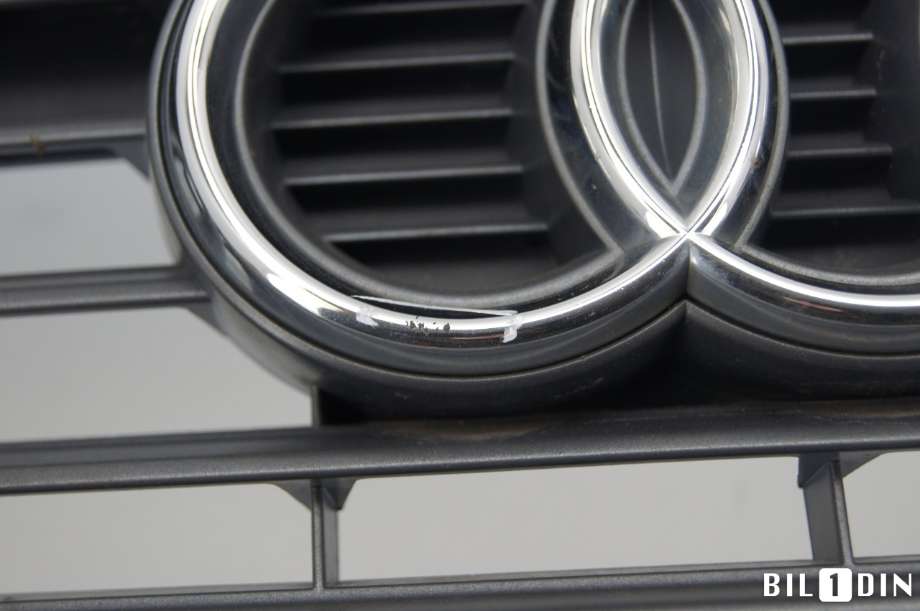 Grill til Audi A3 2009-2012 (Type II, Fase 2) (AUDI|8P0853651M||8P0853651H)