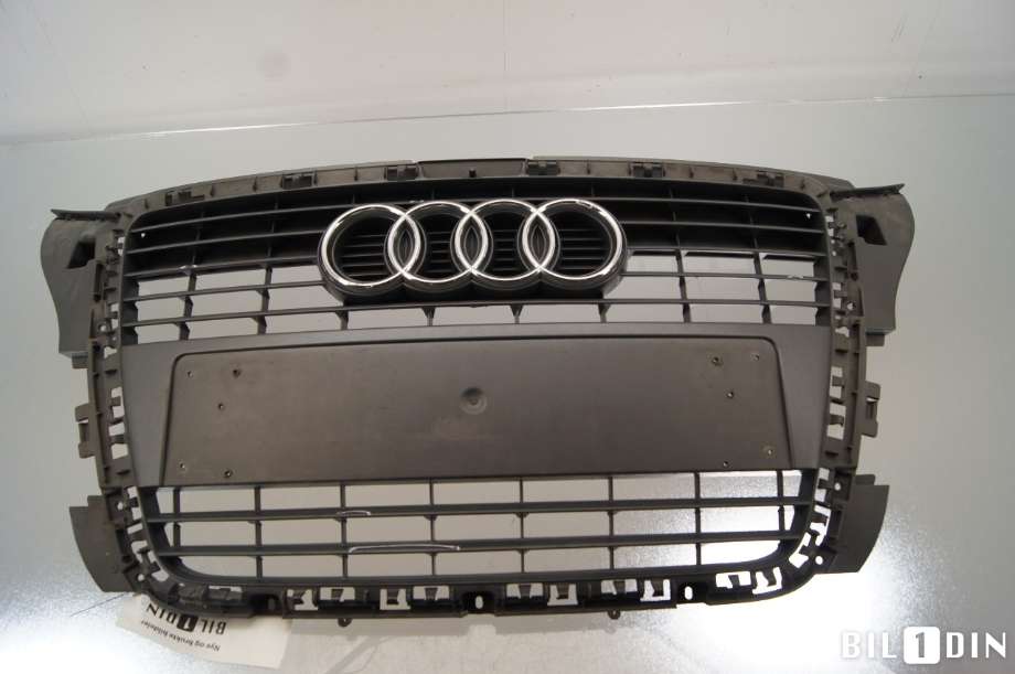 Grill til Audi A3 2009-2012 (Type II, Fase 2) (AUDI|8P0853651M||8P0853651H)