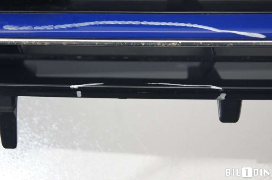 Grill til VW e-Golf 2014-2017 (Fase 1)  (VOLKSWAGEN|5GE853651F|)
