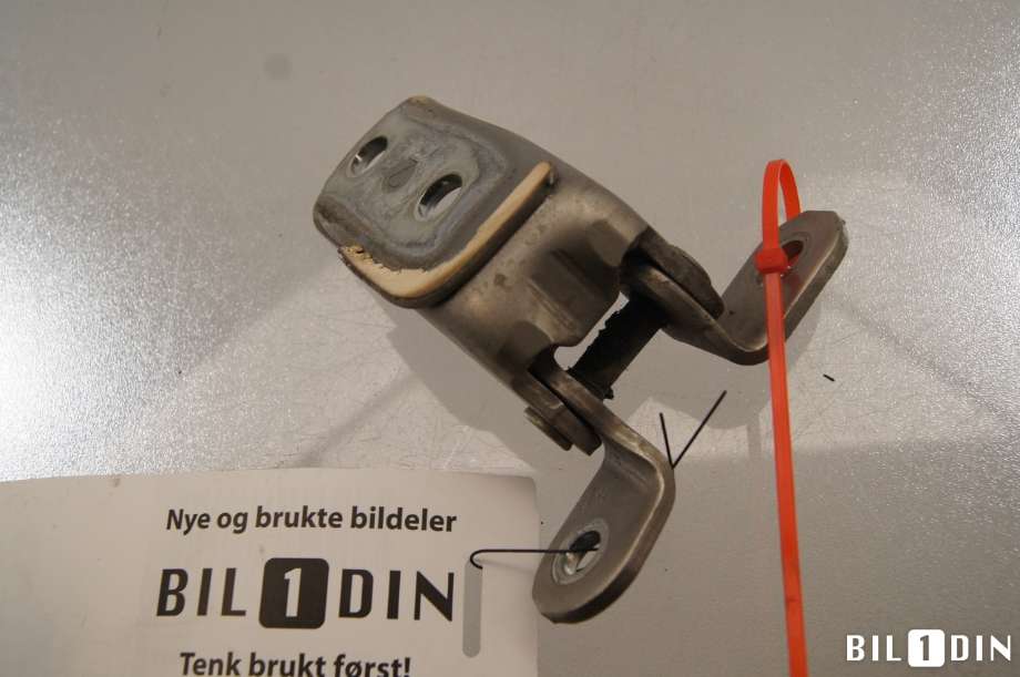 Hengsler til Toyota Land Cruiser 120 2002-2009 (TOYOTA|6872035031|6872035030|)