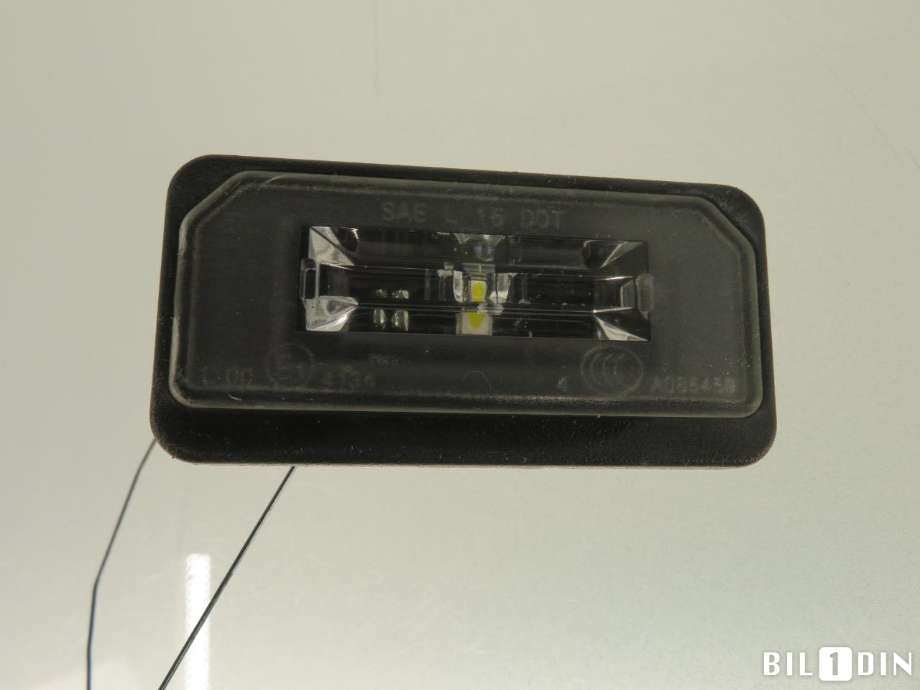 Skiltlys til Tesla Model S 2016-2021 (Fase 2) (TESLA|103434100A|)