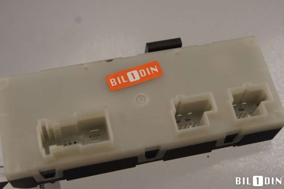 Styreenhet elektrisk bakluke til BMW i4 2021-->> (G26) (G26) (BMW|61355A19DB2|)