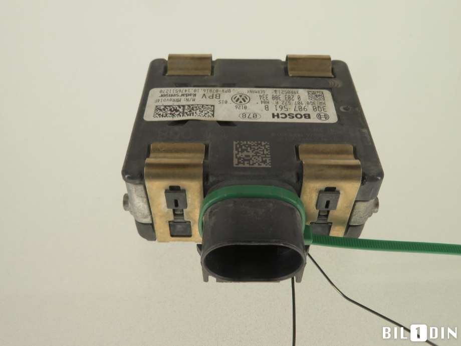 Sensor radar til VW Passat 2015-2019 (Fase 1) (B8) (B8) (VOLKSWAGEN|3Q0907561B|)