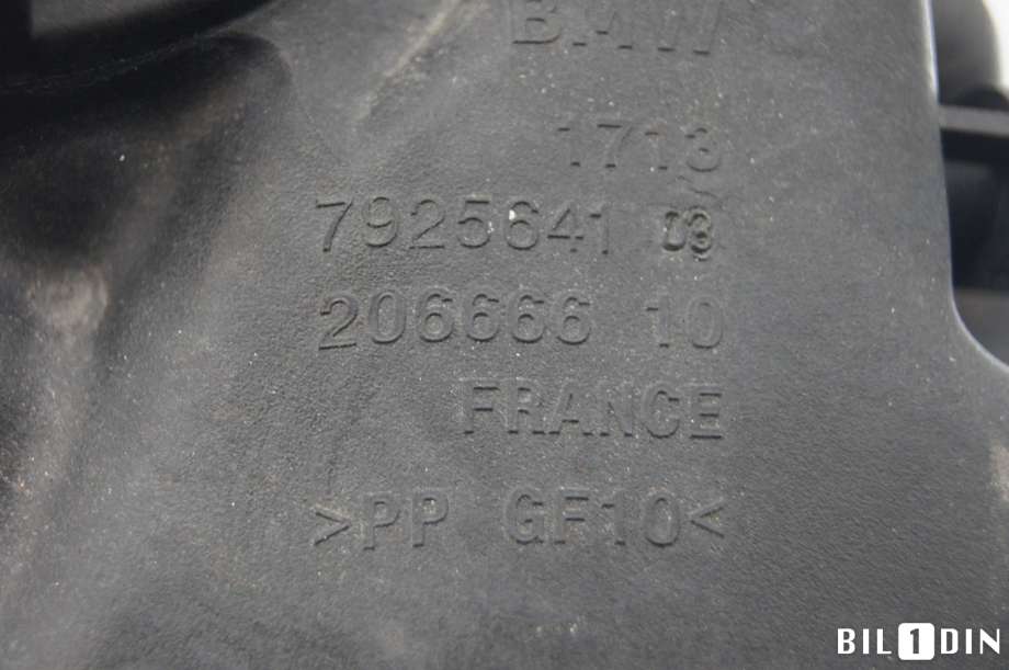 Ekspansjonstank til BMW i4 2021-->> (G26) (G26) (BMW|17137925641|)