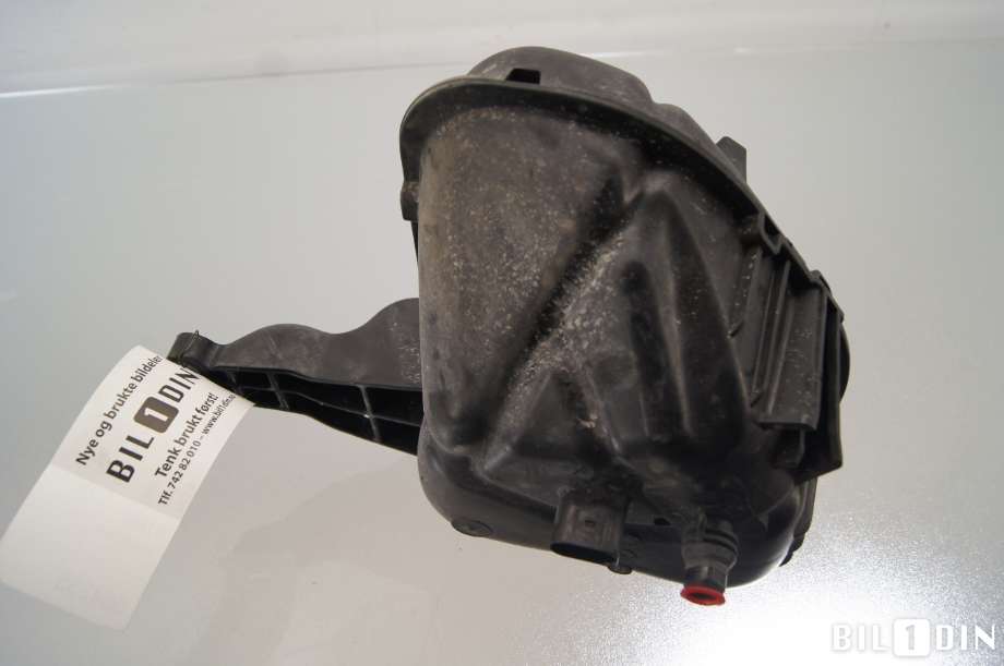 Ekspansjonstank til BMW i4 2021-->> (G26) (G26) (BMW|17137925641|)