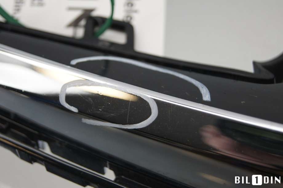 Frontlyktehus til Toyota Yaris 2014-2020 (Type III, Fase 2)  (TOYOTA|814810D360|)