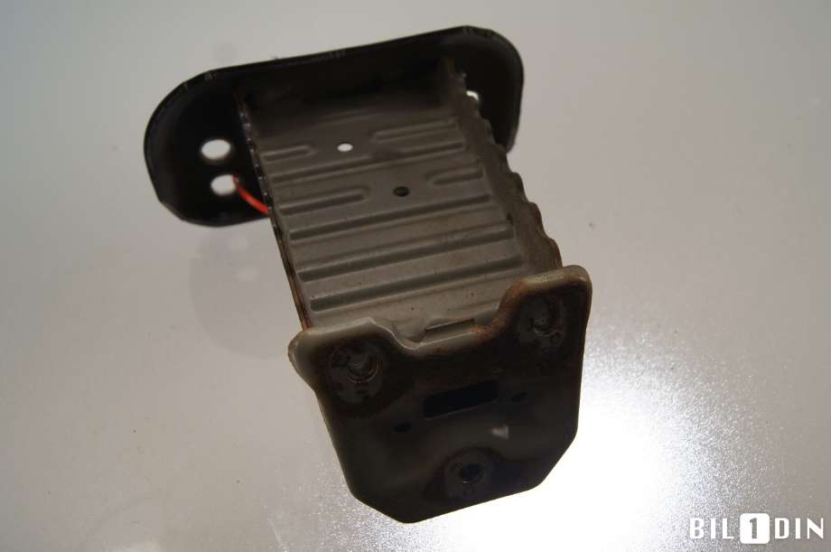 Diverse deler til Toyota Yaris 2014-2020 (Type III, Fase 2)  (TOYOTA|570140D030|)