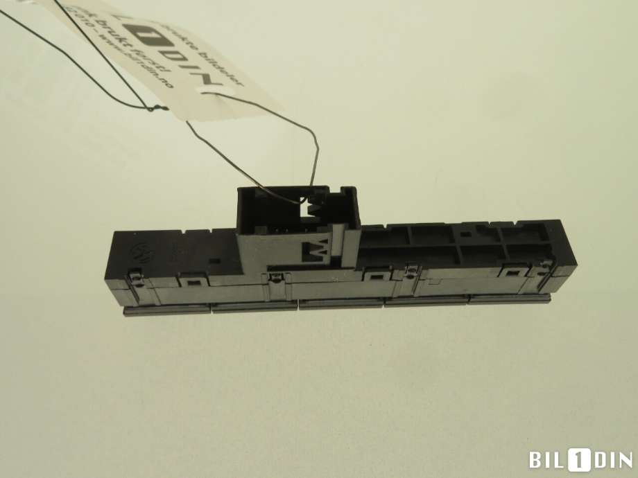 Bryter diverse til VW Tiguan 2007-2011 (Type I, Fase 1)  (VOLKSWAGEN|5N1927137M|)
