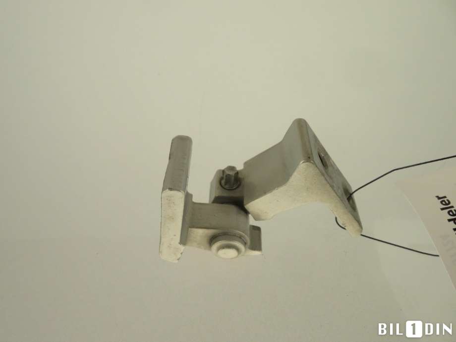 Hengsler til VW Tiguan 2007-2011 (Type I, Fase 1) (VOLKSWAGEN|5N0831402|)