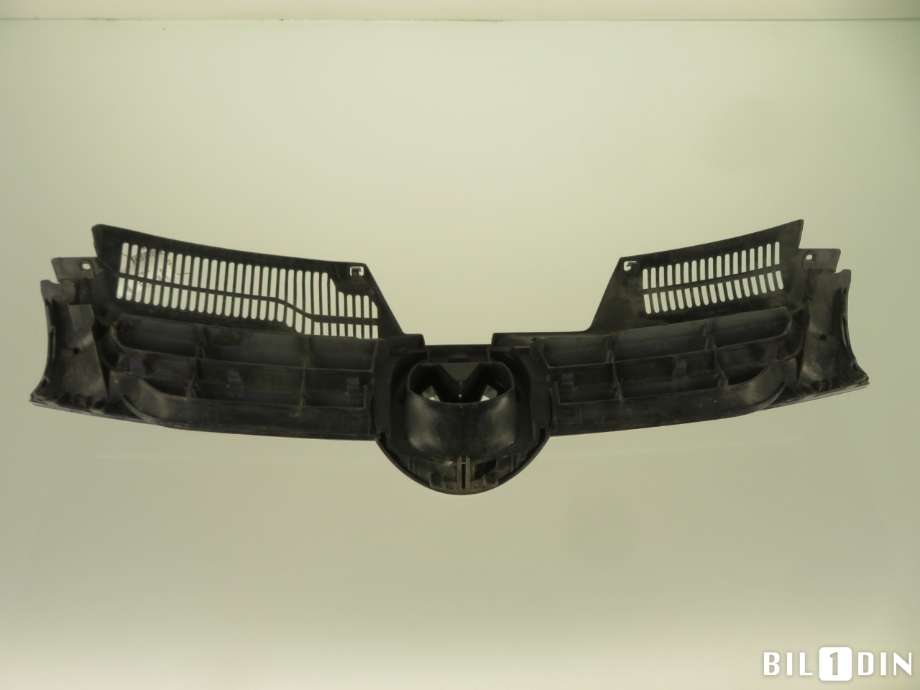 Grill til VW Golf V, Combi 2003-2008  (VOLKSWAGEN|1K0853651K|)