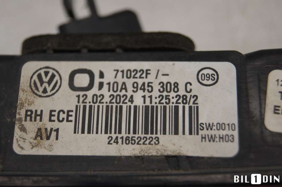 Baklykt høyre indre til VW ID.3 2020-->> (VOLKSWAGEN|10A945308C|)