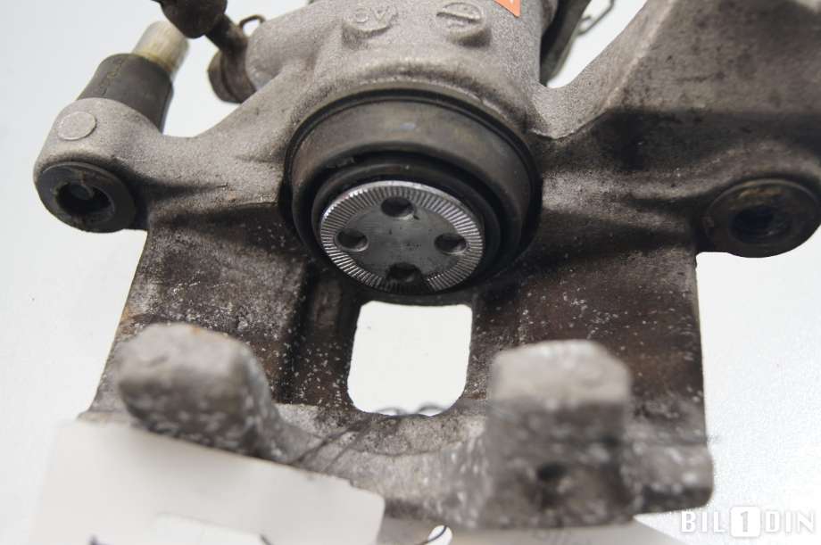 Bremsecaliper høyre bak til Toyota Yaris 2012-2014 (Type III, Fase 1)  (TOYOTA|478300D020|)