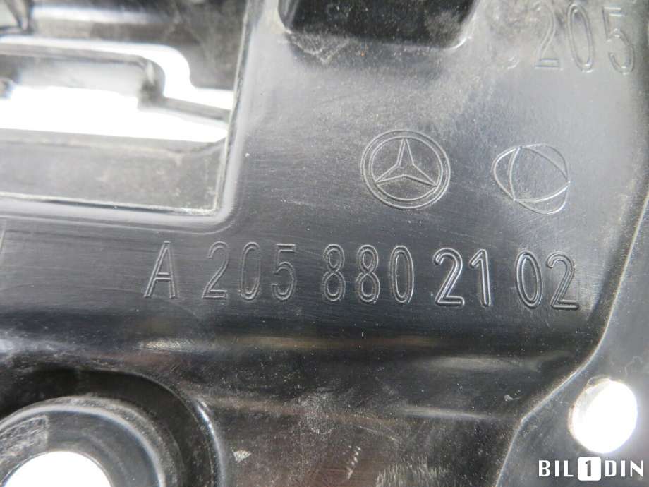 Diverse deler til Mercedes C-Klasse 2018-2021 (Fase 2) (W205) (W205) (MERCEDES|A2058802102|)