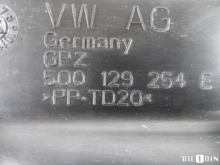 Diverse deler til VW Golf VIII 2020-->> (VOLKSWAGEN|5Q0129254E|)