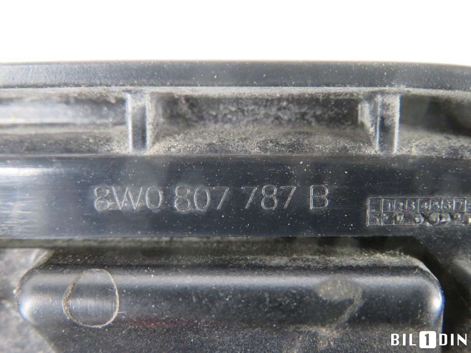 Lyktespylerdyse til Audi A4 2015-2019 (Type V, Fase 1) (B9) (B9) (AUDI|8W0807787B|)