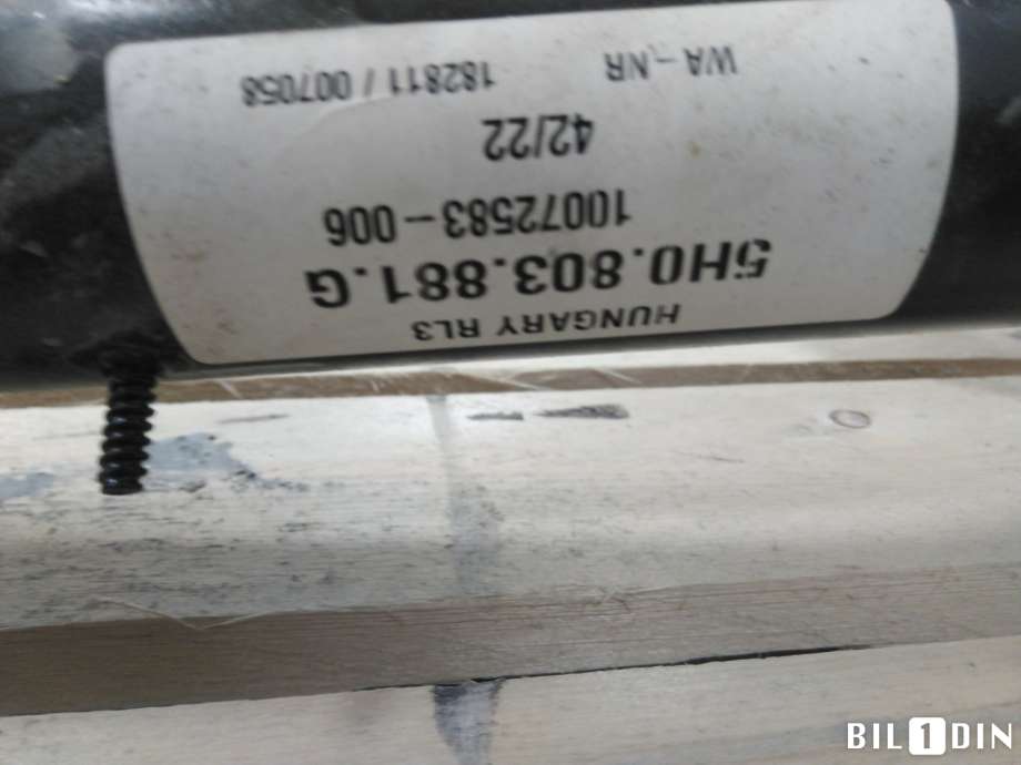 Hengerfeste til VW Golf VIII 2020-->>  (VOLKSWAGEN|5H0803881K|5H0803881G|)