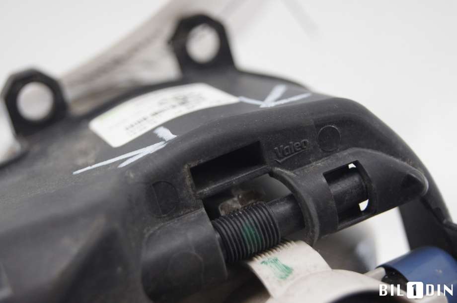 Tåkelykt høyre foran til Toyota Yaris 2012-2014 (Type III, Fase 1)  (TOYOTA|8121002110|)