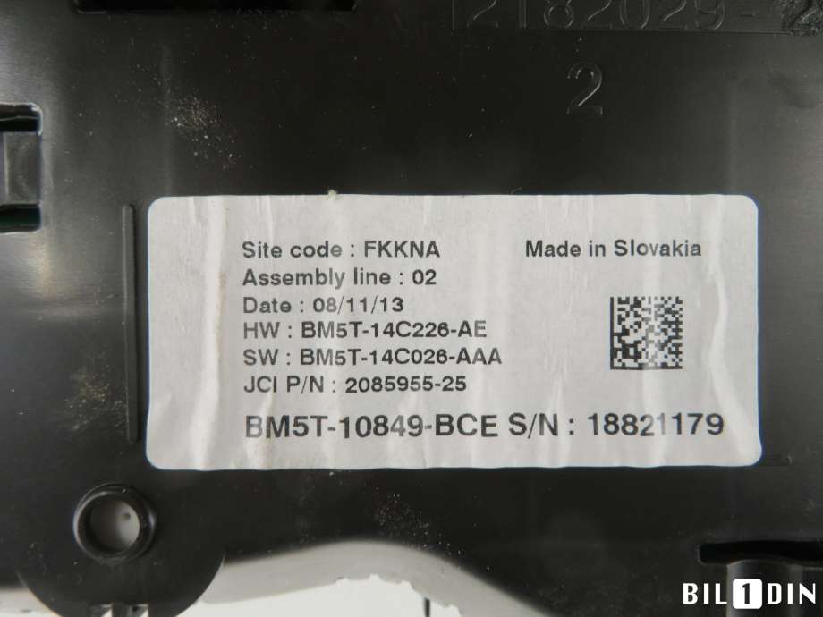 Instrumentpanel til Ford Focus 2011-2014 (Type III, Fase 1)  (FORD|1879756|BM5T10849BCH|BM5T14C226AE)