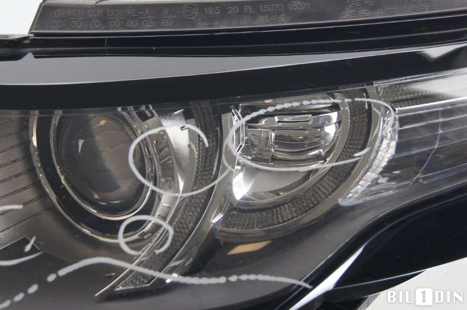 Frontlykt venstre xenon til Land Rover Range Rover, Evoque 2011-2019 (Type I)  (LAND-ROVER|LR048056|LR024265|BJ3213W030EE)