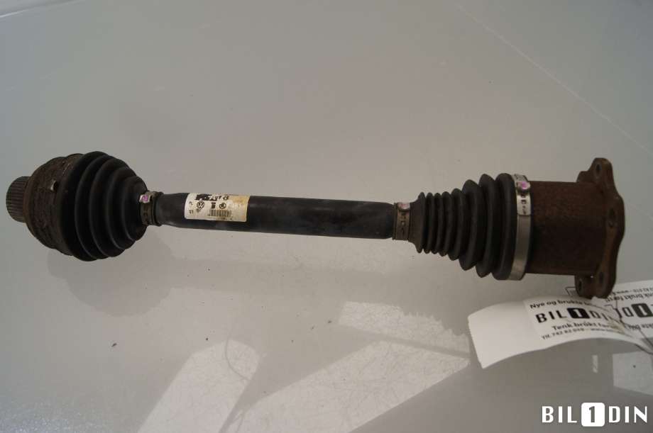 Drivaksel venstre foran til Audi Q5 2008-2012 (Type I, Fase 1) (AUDI|8R0407271B|)