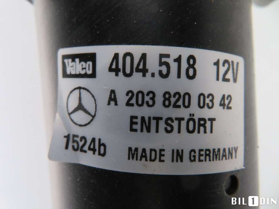 Viskermotor frontrute til Mercedes C-Klasse 2004-2007 (Fase 2) (W203) (W203) (MERCEDES|A2038200342|)
