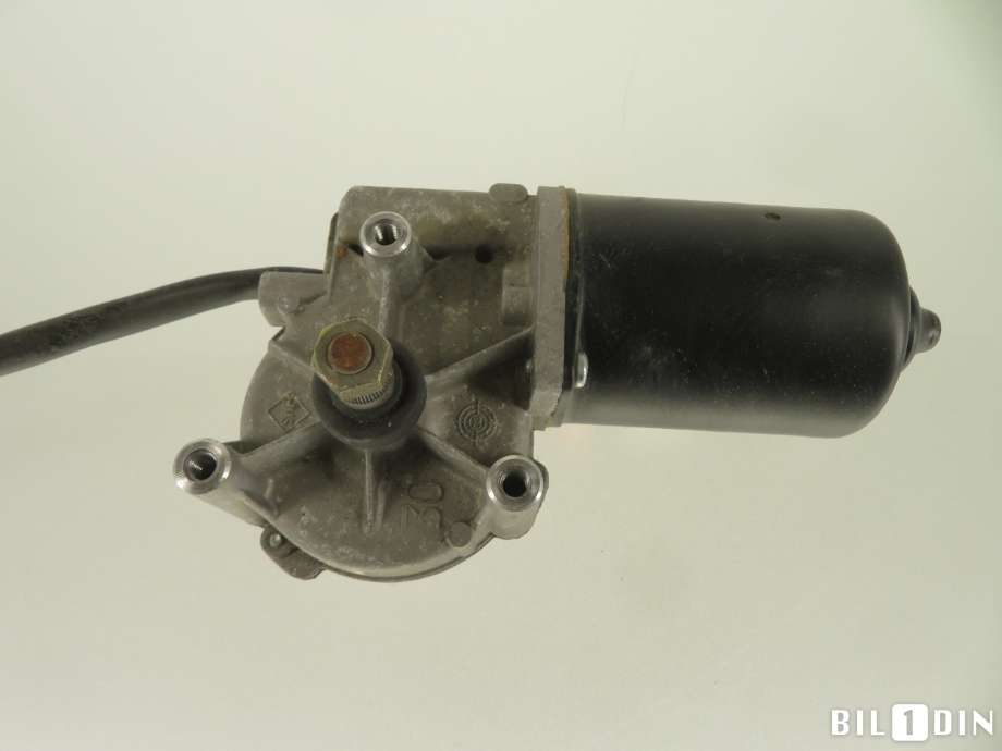 Viskermotor frontrute til Mercedes C-Klasse 2004-2007 (Fase 2) (W203) (W203) (MERCEDES|A2038200342|)