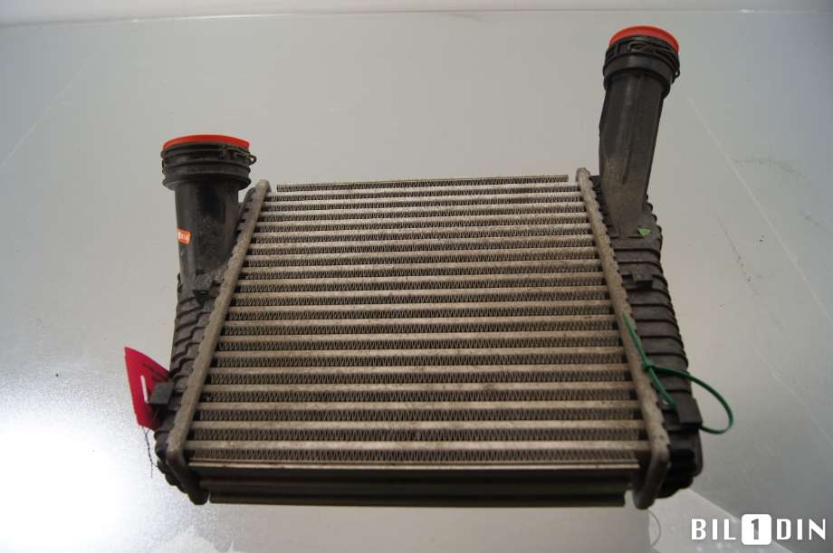 Intercooler til Audi Q7 2006-2010 (Type I, Fase 1) (AUDI|7P0145804D|7L6145804A|)