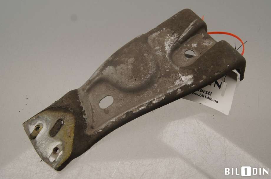 Diverse deler til VW Passat 2005-2010 (B6) (B6) (VOLKSWAGEN|3C0821141|)